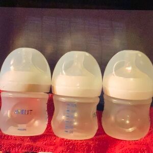 Avent Natural 4 oz 0 mo+ Bottles (3) New NO Box